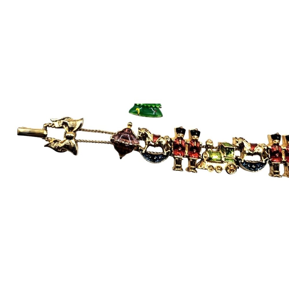 Christmas Bracelet Lot of 4 Slide Charm Avon Vintage to Now Costume Jewelry - Picture 7 of 14